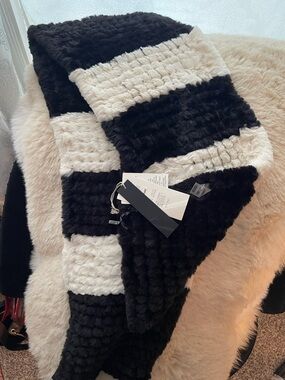 Dolce Cabo Black and White Faux Fur Scarf
